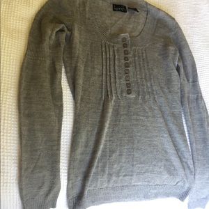 Gray knit top